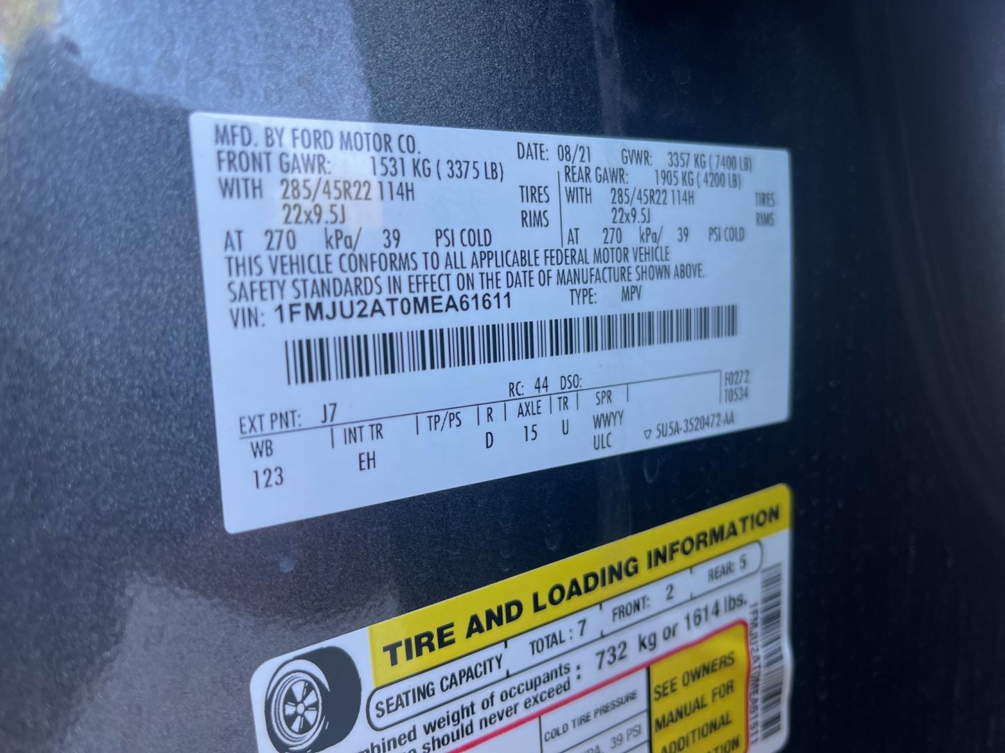 2021 Gray /Black Ford Expedition Limited 302A 4WD (1FMJU2AT0ME) with an 3.5L V6 DOHC 24V TWIN TURBO engine, 10 Speed Auto transmission, located at 11115 Chardon Rd. , Chardon, OH, 44024, (440) 214-9705, 41.580246, -81.241943 - This 2021 Ford Expedition Limited 4WD comes equipped with a powerful 3.5-liter EcoBoost engine and a 10-speed automatic transmission, designed to deliver a smooth and efficient driving experience. This model features full LED headlights, adaptive cruise control for enhanced safety and convenience, - Photo#22